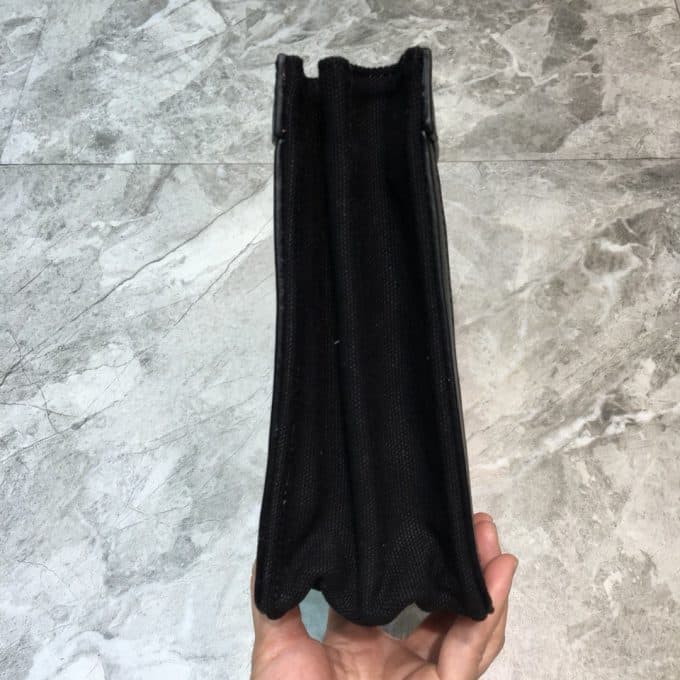 高品質 バレンシアガバッグコピー 定番人気2021新品 BALENCIAGA 男女兼用 セカンドバッグ - 画像 (3)