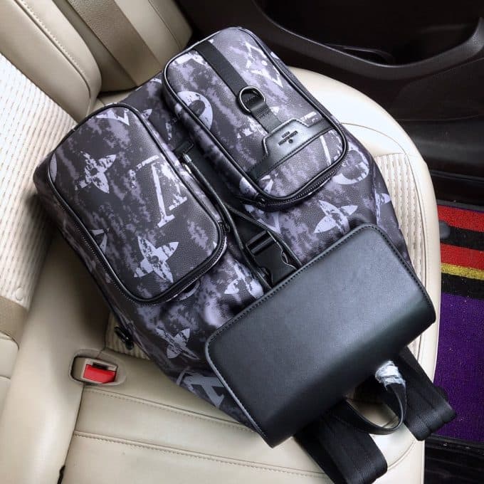 ルイヴィトンバッグコピー 2021新品注目度NO.1 Louis Vuitton メンズ バックパック - 画像 (4)