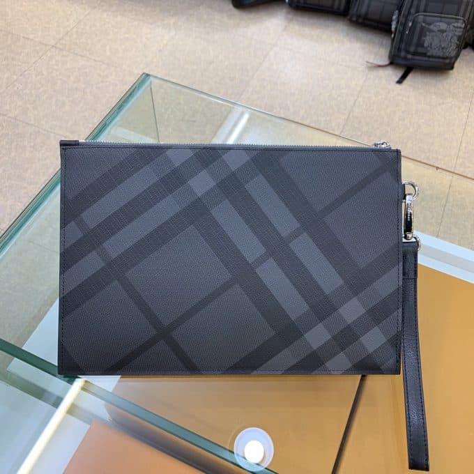バーバリーバッグコピー 2021新品注目度NO.1 BURBERRY メンズ セカンドバッグ - 画像 (2)