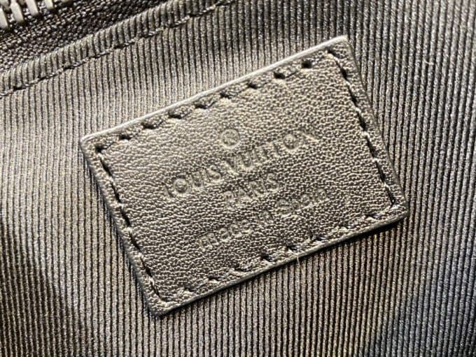 人気高級ルイヴィトンバッグコピー 定番人気2021新品 Louis Vuitton メンズ ショルダーバッグ - 画像 (8)