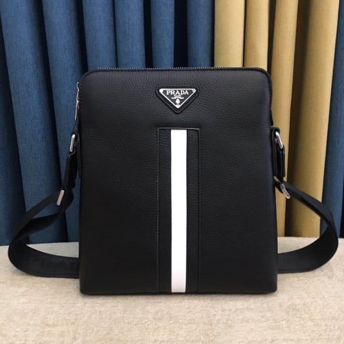 プラダバッグコピー 大人気2021新品 PRADA メンズ ショルダーバッグ
