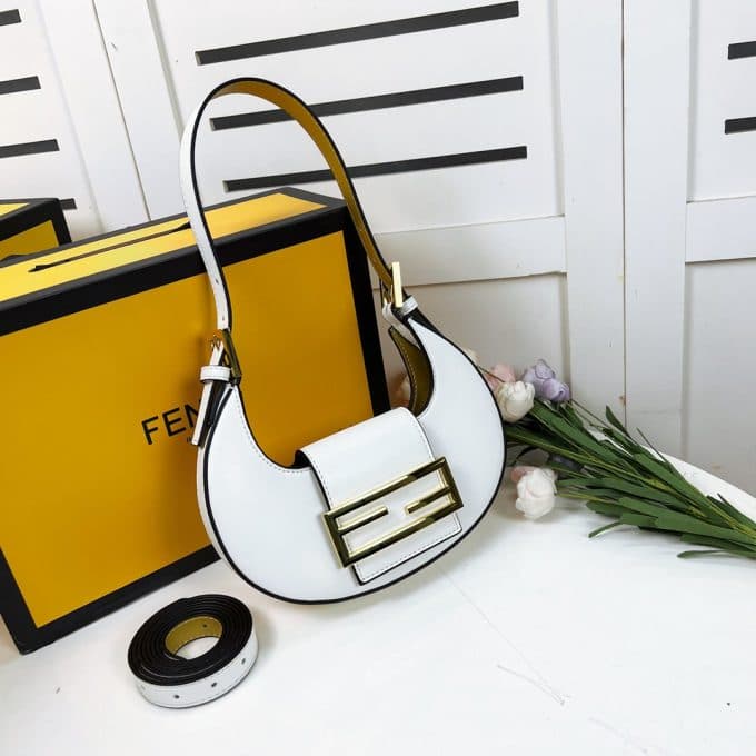 フェンディバッグコピー 2022新品注目度NO.1 FENDI レディース ハンドバッグ