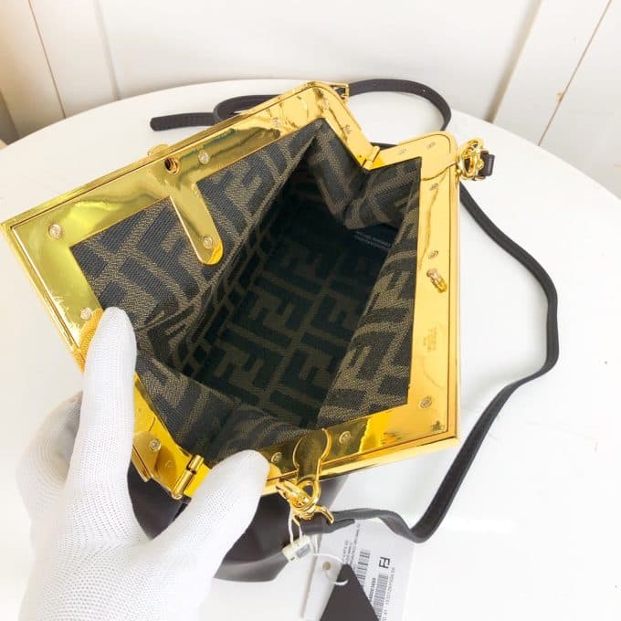 フェンディバッグコピー 大人気2022新品 FENDI レディース ショルダーバッグ - 画像 (6)