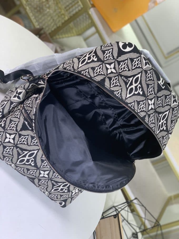 ルイヴィトンバッグコピー 大人気2021新品 Louis Vuitton 男女兼用 バックパック - 画像 (9)