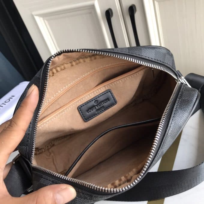 ルイヴィトンバッグコピー 2021新品注目度NO.1 Louis Vuitton メンズ ショルダーバッグ - 画像 (9)