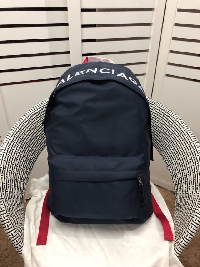 バレンシアガバッグコピー 定番人気2021新品 BALENCIAGA 男女兼用 バックパック