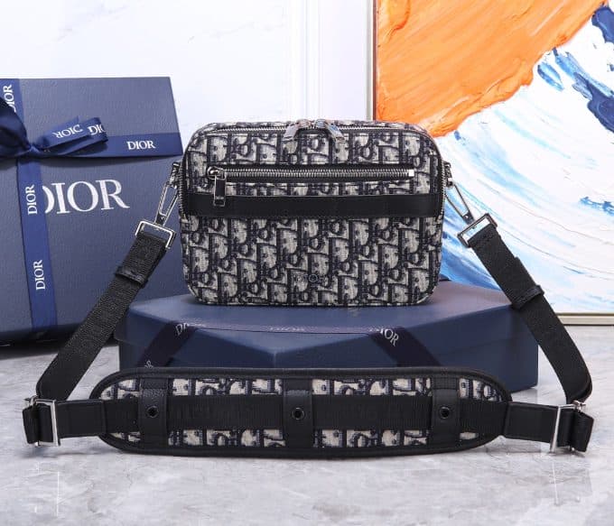 ディオールバッグコピー 定番人気2021新品 Dior メンズ ショルダーバッグ