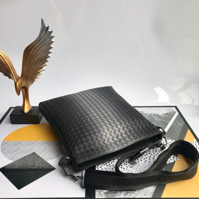ボッテガヴェネタバッグコピー 2021新品注目度NO.1 Bottega Veneta メンズ ショルダーバッグ - 画像 (4)
