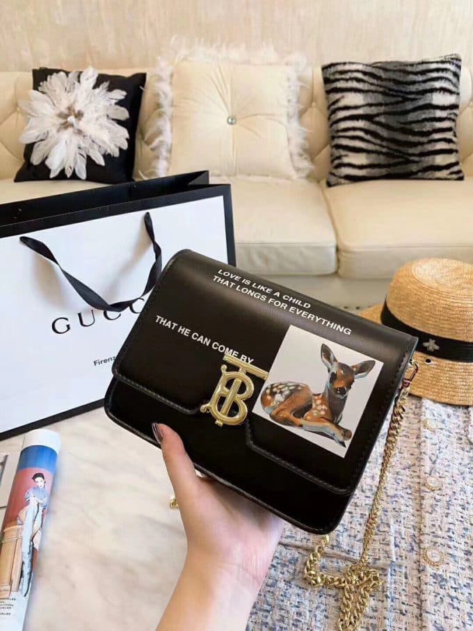 2019秋冬爆発人気商品バーバリー(BURBERRY)☆レディース ショルダーバッグコピー☆雑誌で話題騒然！絶賛発売中！☆★