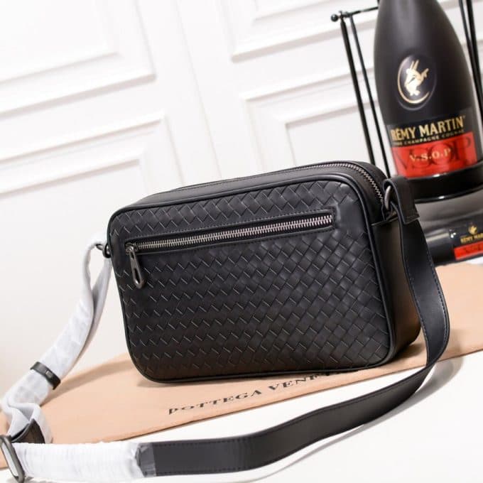 ボッテガヴェネタバッグコピー 2021新品注目度NO.1 Bottega Veneta メンズ ショルダーバッグ - 画像 (3)