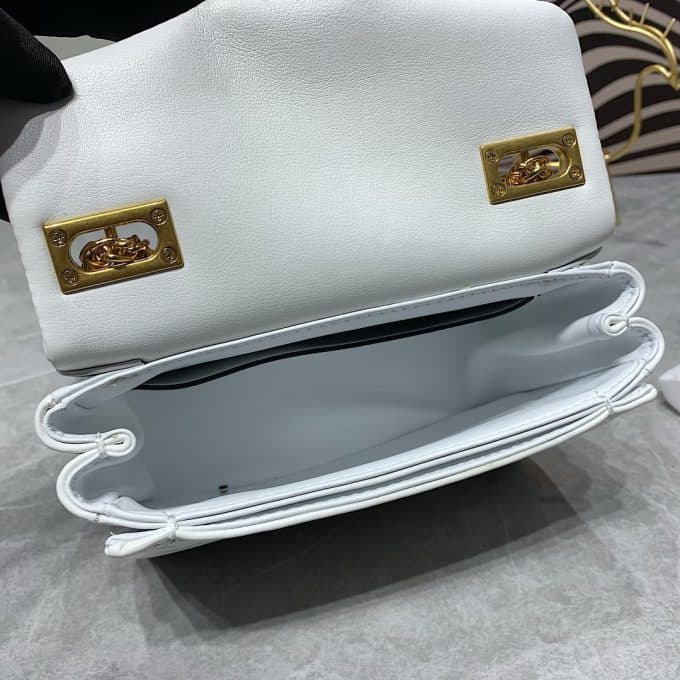ヴァレンティノバッグコピー 2022新品注目度NO.1 Valentino レディース ショルダーバッグ - 画像 (8)