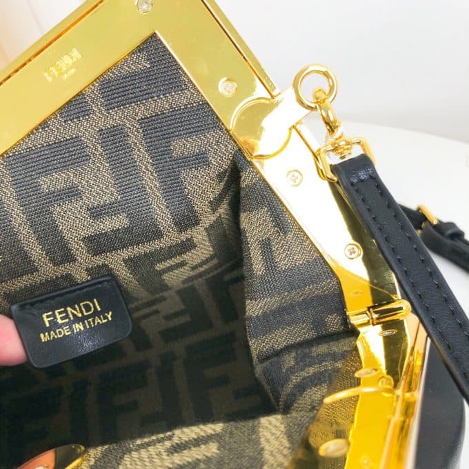 フェンディバッグコピー 2022新品注目度NO.1 FENDI レディース ショルダーバッグ - 画像 (6)