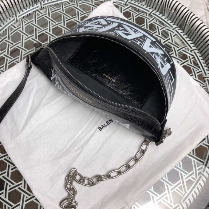 人気高級バレンシアガバッグコピー 大人気2021新品 BALENCIAGA男女兼用 ウエストポーチ - 画像 (8)