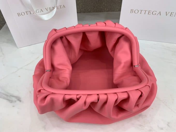2019人気新作ボッテガヴェネタ(Bottega Veneta)☆レディースセカンドバッグコピー☆どんなアイテムとも相性がいい！絶賛発売中！！ - 画像 (6)