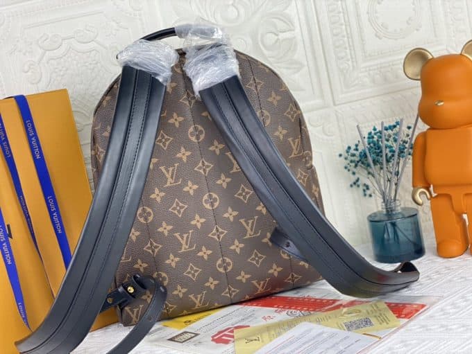 ルイヴィトンバッグコピー 2022新品注目度NO.1 Louis Vuitton 男女兼用 バックパック - 画像 (4)