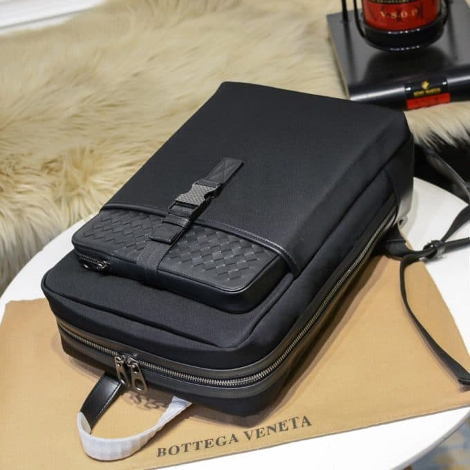 ボッテガヴェネタバッグコピー 定番人気2021新品 Bottega Veneta 男女兼用 バックパック - 画像 (5)
