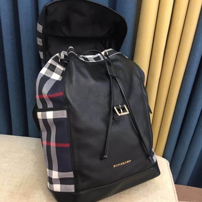 バーバリーバッグコピー 定番人気2021新品 BURBERRY 男女兼用 バックパック - 画像 (3)
