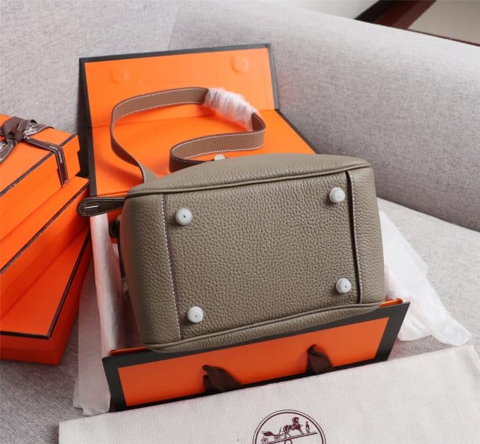 高品質 エルメスバッグ HERMES レディース リンディバッグ - 画像 (4)