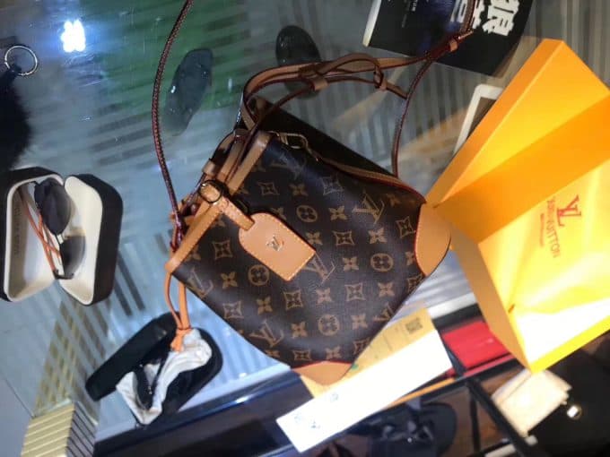 ルイヴィトンバッグコピー 大人気2020新品 Louis Vuitton レディース バケツバッグ - 画像 (6)