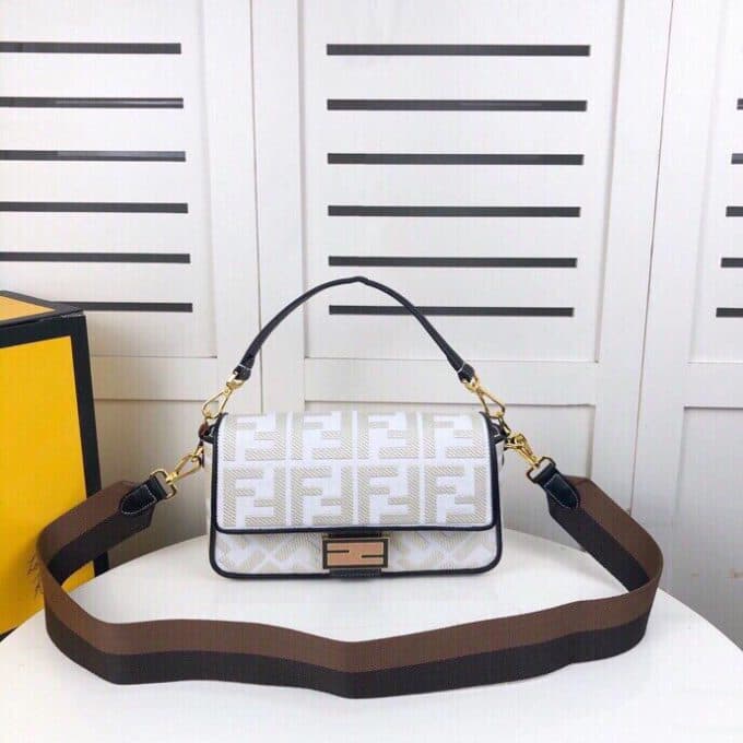 フェンディバッグコピー 定番人気2022新品 FENDI レディース ハンドバッグ