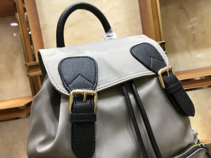 2019秋冬新作☆超売れ筋バーバリー(BURBERRY)☆レディース バックパックコピー☆特別価格にて販売!!今一番流行っている人気アイテム!! - 画像 (2)