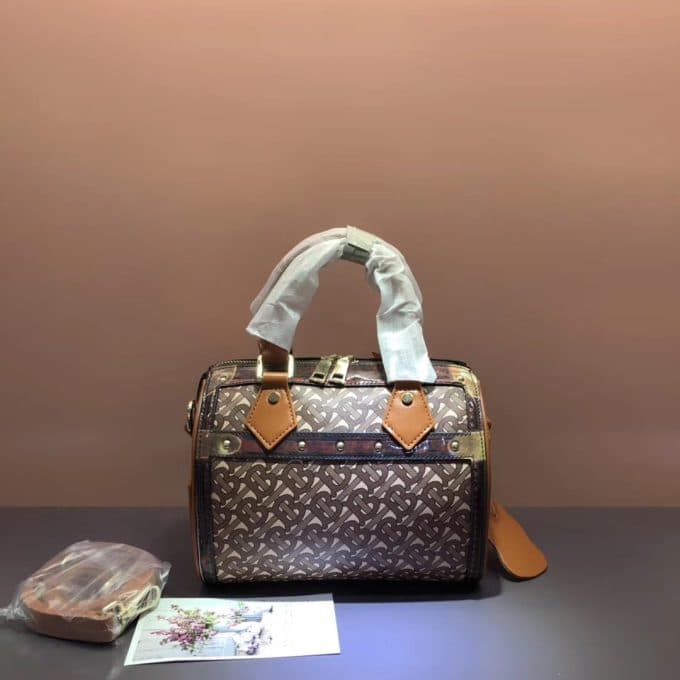 2019新作超売れ筋バーバリー(BURBERRY)☆レディース ハンドバックコピー☆効果抜群♪視線を独り占める!! - 画像 (7)