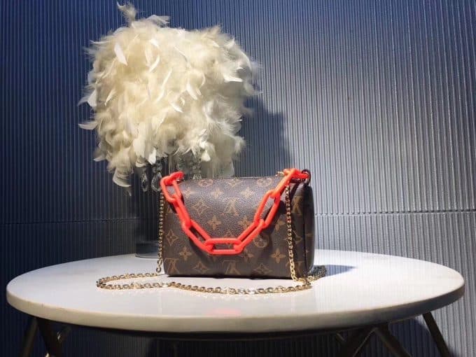 ルイヴィトンバッグコピー 2020新品注目度NO.1 Louis Vuitton レディース ショルダーバッグ