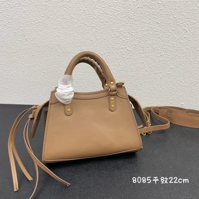 バレンシアガバッグコピー 定番人気2022新品 BALENCIAGAレディース ハンドバッグ - 画像 (3)