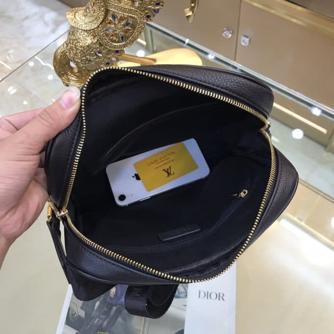 ルイヴィトンバッグコピー 定番人気2021新品 Louis Vuitton メンズ ショルダーバッグ - 画像 (9)