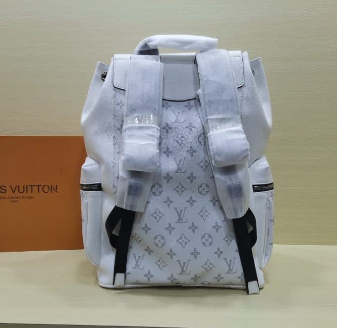 ルイヴィトンバッグコピー 2020新品注目度NO.1 Louis Vuitton 男女兼用 バックパック - 画像 (4)