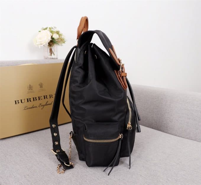 バーバリーバッグコピー 定番人気2021新品 BURBERRY 男女兼用 バックパック - 画像 (3)