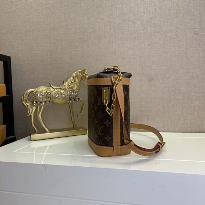 高品質ルイヴィトンバッグコピー 2021新品注目度NO.1 Louis Vuitton メンズ ショルダーバッグ - 画像 (2)