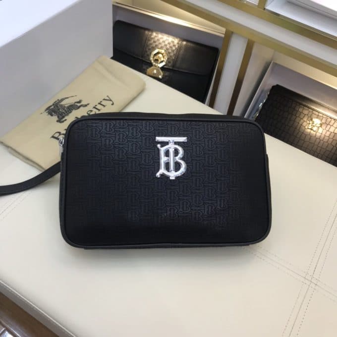 バーバリーバッグコピー 定番人気2021新品 BURBERRY メンズ セカンドバッグ