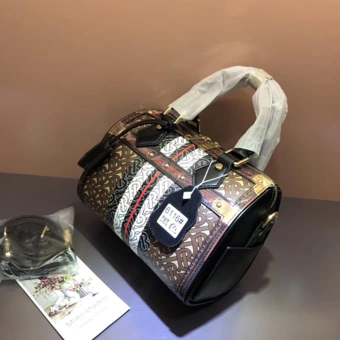 2019新作超売れ筋バーバリー(BURBERRY)☆レディース ハンドバックコピー☆効果抜群♪視線を独り占める!! - 画像 (4)