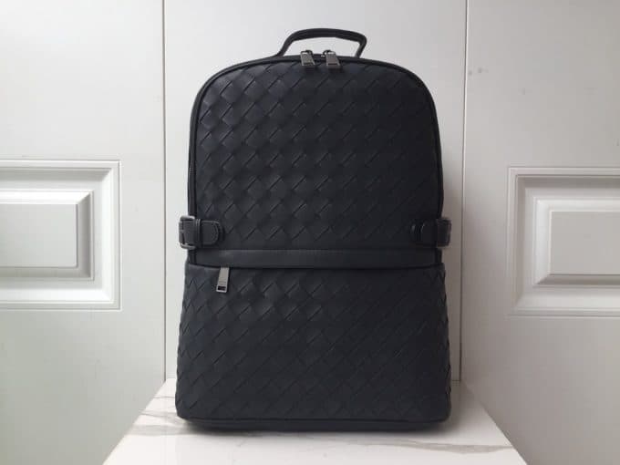 ボッテガヴェネタバッグコピー 2021新品注目度NO.1 Bottega Veneta メンズ バックパック