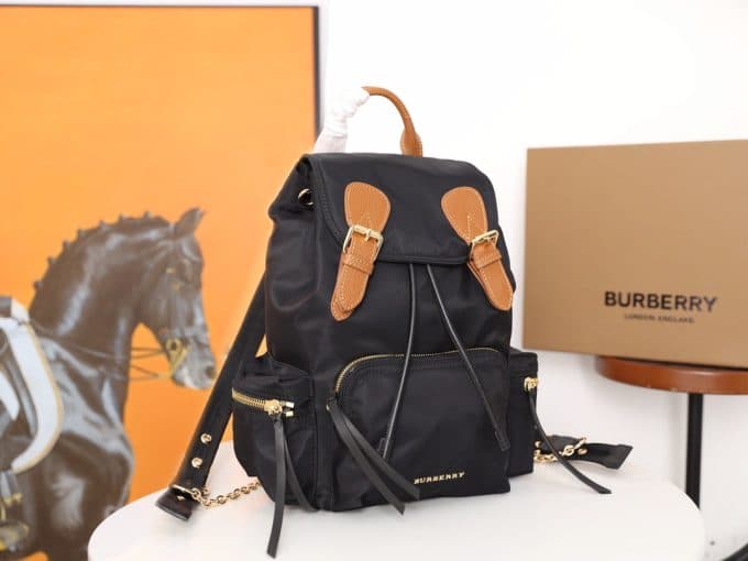 バーバリーバッグコピー 定番人気2021新品 BURBERRY 男女兼用 バックパック - 画像 (2)