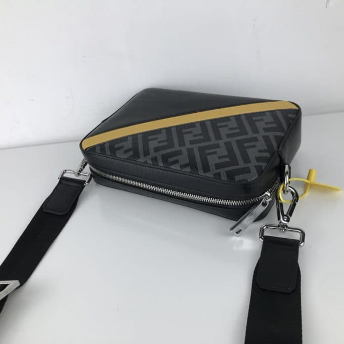 フェンディバッグコピー 2021新品注目度NO.1 FENDI メンズ ショルダーバッグ - 画像 (5)