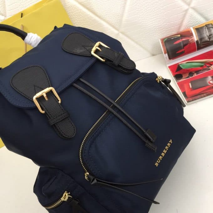 バーバリーバッグコピー 大人気2021新品 BURBERRY 男女兼用 バックパック - 画像 (4)