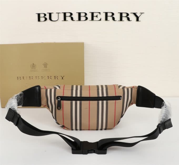バーバリーバッグコピー 2021新品注目度NO.1 BURBERRY 男女兼用 ウエストポーチ - 画像 (4)