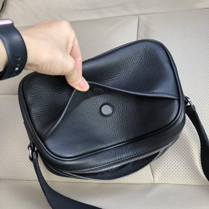 バーバリーバッグコピー 大人気2021新品 BURBERRY メンズ ショルダーバッグ - 画像 (8)