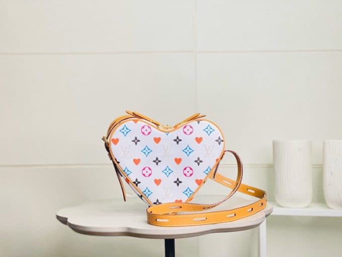 ルイヴィトンバッグコピー 定番人気2020新品 Louis Vuitton レディース ショルダーバッグ