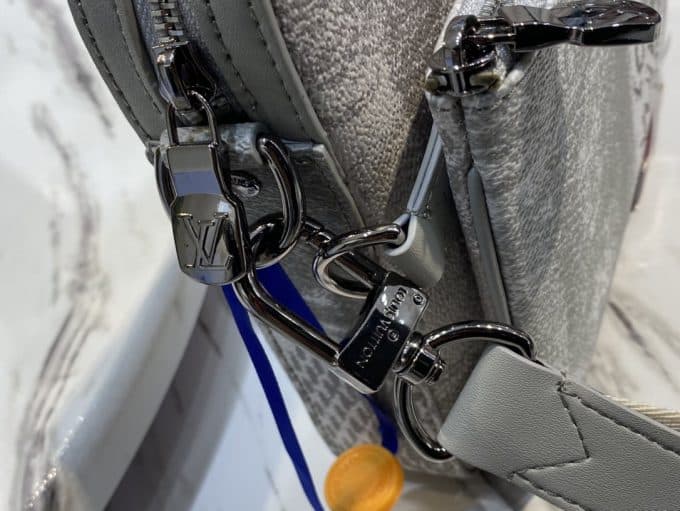 人気高級ルイヴィトンバッグコピー 2021新品注目度NO.1 Louis Vuitton メンズ ショルダーバッグ - 画像 (3)