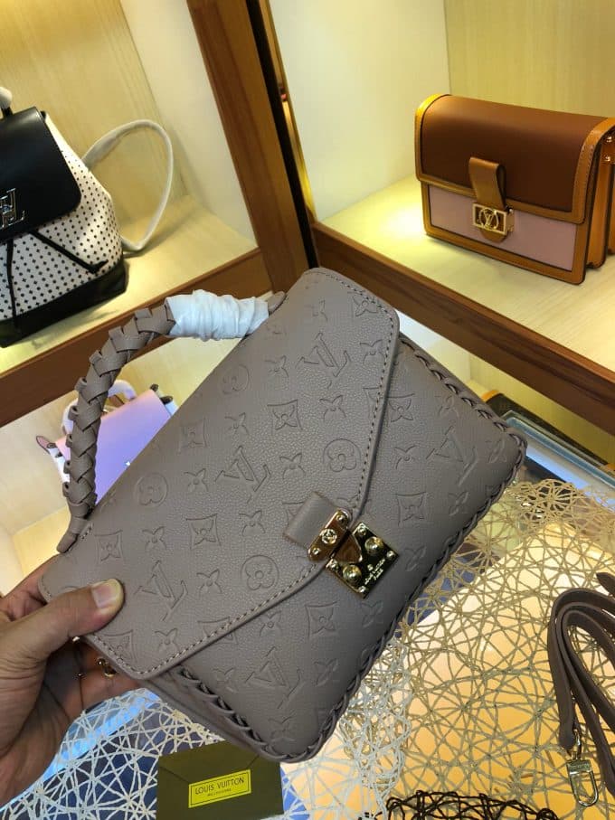 ルイヴィトンバッグコピー 2020新品注目度NO.1 Louis Vuitton メンズ ショルダーバッグ - 画像 (5)