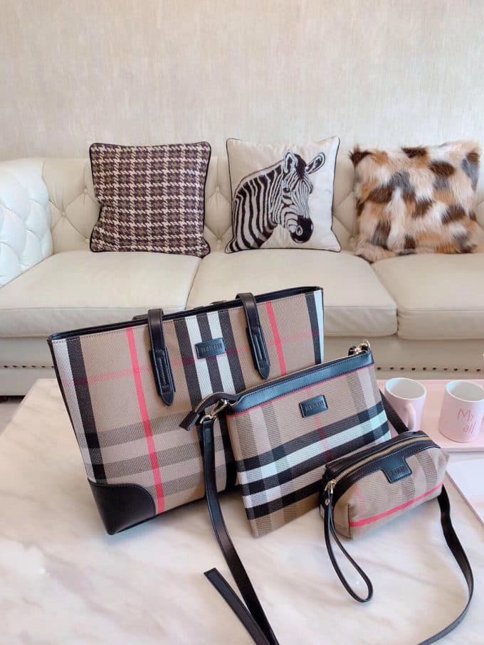 2019新作超売れ筋バーバリー(BURBERRY)☆レディース トートバッグコピー☆効果抜群♪視線を独り占める!!