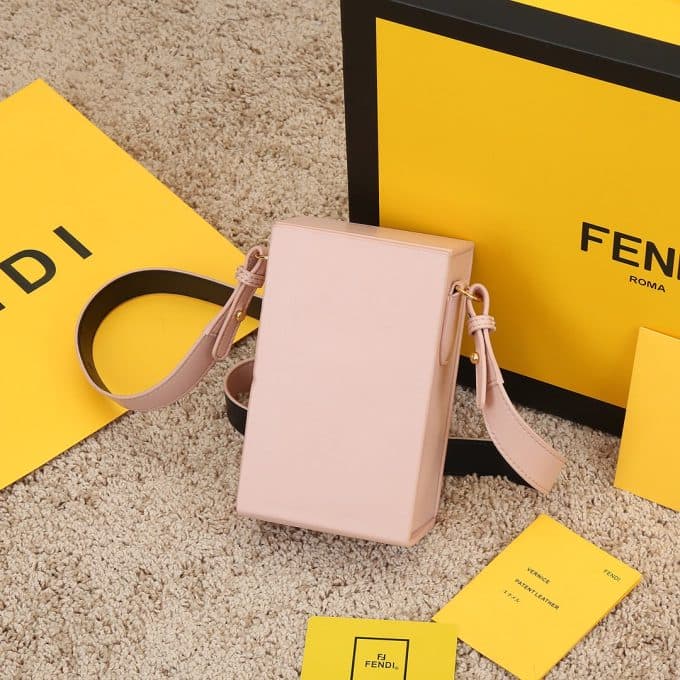 フェンディバッグコピー 2022新品注目度NO.1 FENDI 男女兼用 携帯 電話 バッグ - 画像 (3)