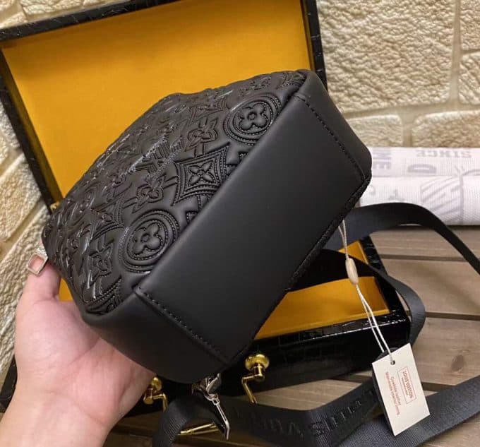ルイヴィトンバッグコピー 大人気2021新品 Louis Vuitton 男女兼用 ボディバッグ - 画像 (8)