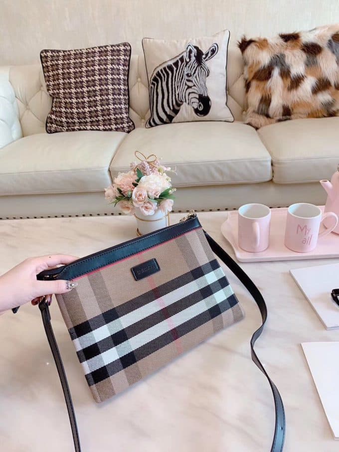 2019新作超売れ筋バーバリー(BURBERRY)☆レディース トートバッグコピー☆効果抜群♪視線を独り占める!! - 画像 (6)