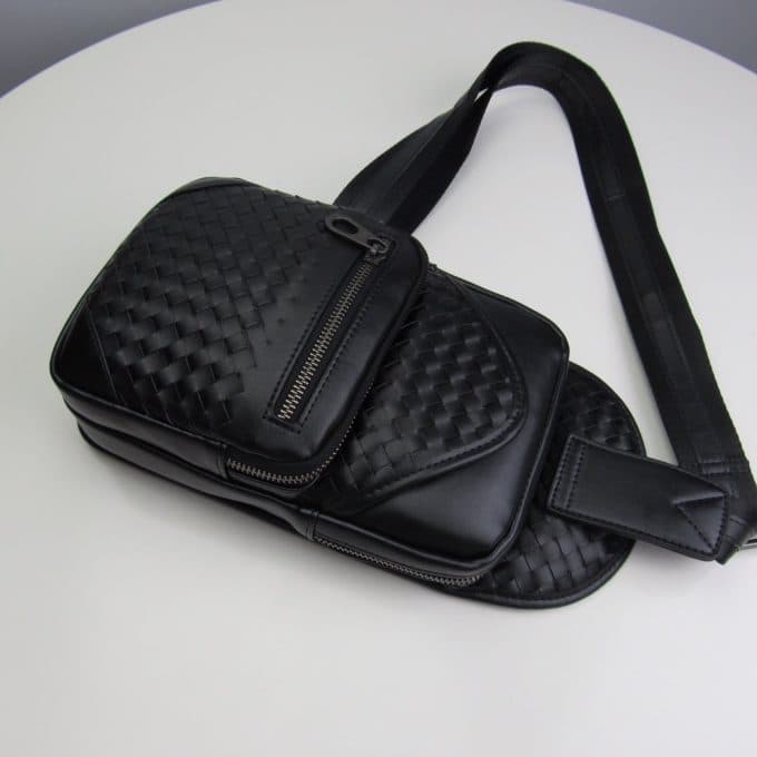 ボッテガヴェネタバッグコピー 定番人気2021新品 Bottega Veneta メンズ ボディバッグ - 画像 (6)