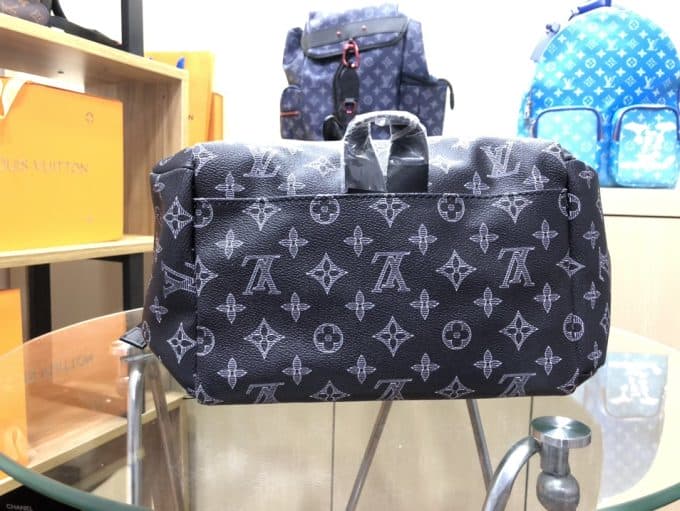 ルイヴィトンバッグコピー 定番人気2020新品 Louis Vuitton 男女兼用 バックパック - 画像 (5)
