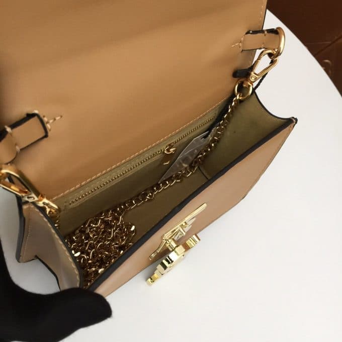 2019秋冬高品質バーバリー(BURBERRY)☆レディース ショルダーバッグコピー☆数量限定発表！お見逃しなく！ - 画像 (8)